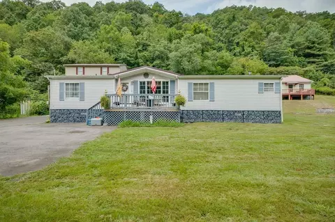 2497 Slate Creek Rd, Grundy, VA 24614