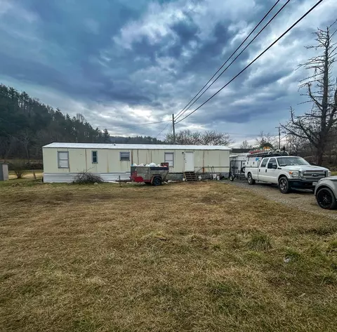 4316 N Scenic Hwy, Bastian, VA 24314