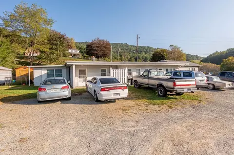 Exterior - 1165 N Independence Ave, Independence, VA 24348 photo 4 of 6