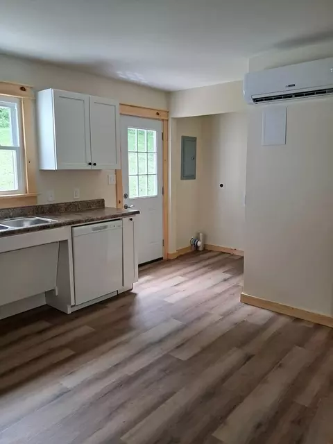 Kitchen - 315 Sulphur Springs Rd, Chilhowie, VA 24319 photo 4 of 4