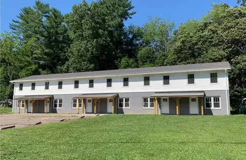 315 Sulphur Springs Rd, Chilhowie, VA 24319
