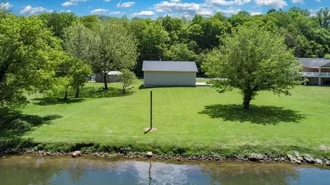 1851 Julia Simpkins Rd, Hiwassee, VA 24347