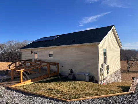 51 Old Pike, Independence, VA 24348