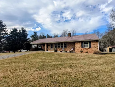 183 Abrahams Pl, Floyd, VA 24091