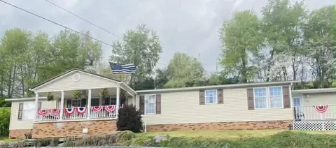 179 Marshall St, North Tazewell, VA 24630