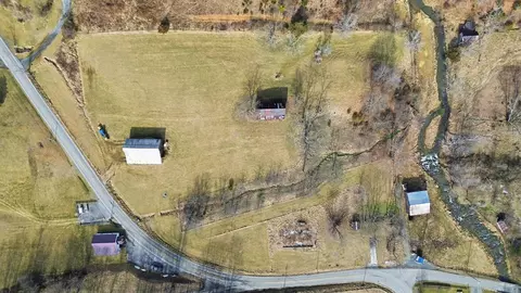 26537 Rich Valley Rd, Abingdon, VA 24210