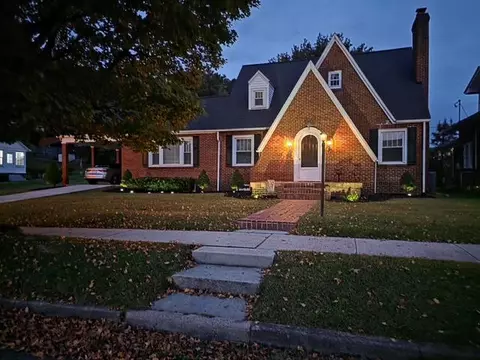 309 Lee St, Richlands, VA 24641