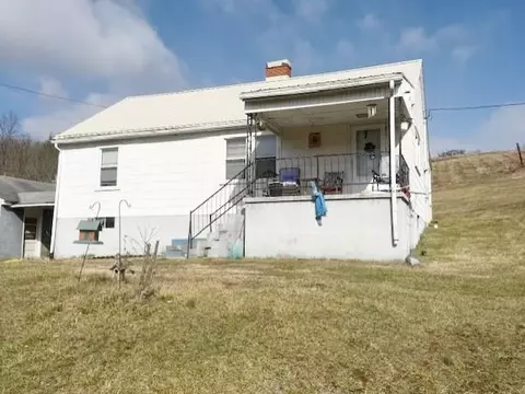 2174 E Lee Hwy, Wytheville, VA 24382