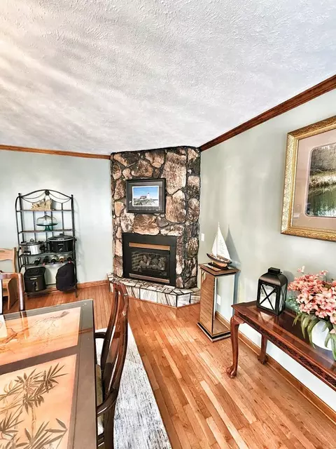 Dining - 1187 Gilbert Rd, Vansant, VA 24656 photo 3 of 3