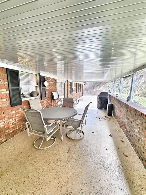 Exterior - 1187 Gilbert Rd, Vansant, VA 24656 photo 2 of 13