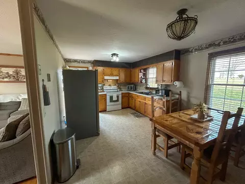 Kitchen - 136 Pecan Dr, Ivanhoe, VA 24350 photo 3 of 5