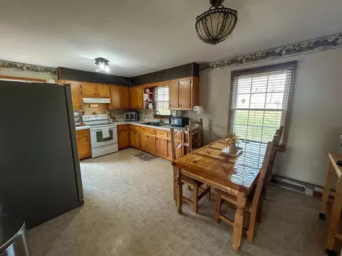 Kitchen - 136 Pecan Dr, Ivanhoe, VA 24350 photo 4 of 5