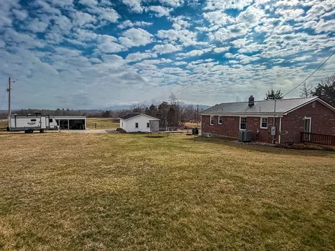 Exterior - 136 Pecan Dr, Ivanhoe, VA 24350 photo 13 of 16