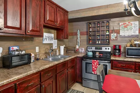 Kitchen - 96 Cascade Trl #23, Fancy Gap, VA 24328 photo 2 of 3