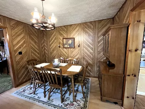 Dining - 2088 Borderline Rd, Willis, VA 24380 photo 2 of 2