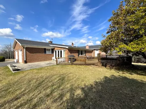 Exterior - 2088 Borderline Rd, Willis, VA 24380 photo 11 of 20