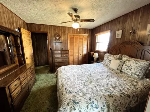 Bedroom - 2088 Borderline Rd, Willis, VA 24380 photo 3 of 4