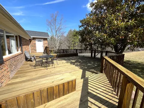 Exterior - 2088 Borderline Rd, Willis, VA 24380 photo 13 of 20