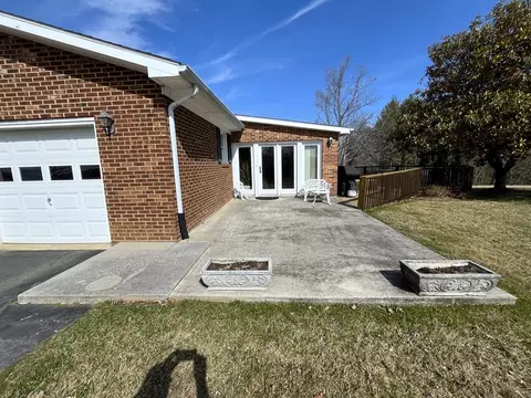 Exterior - 2088 Borderline Rd, Willis, VA 24380 photo 12 of 20