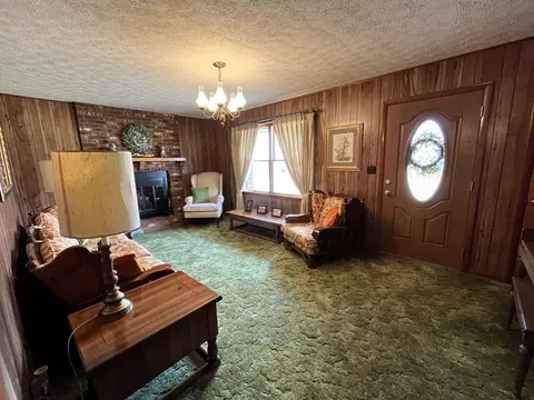 Living - 2088 Borderline Rd, Willis, VA 24380 photo 3 of 6