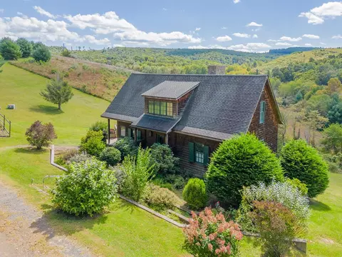 877 Old Furnace Rd, Floyd, VA 24091
