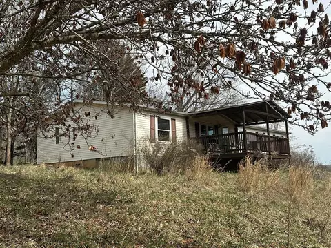 5844 Poplar Camp Rd, Hillsville, VA 24343