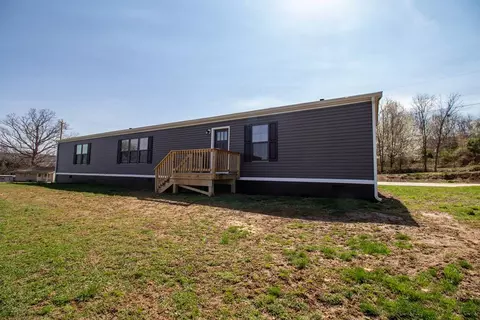 613 Rakestown Rd, Ivanhoe, VA 24350 photo 1