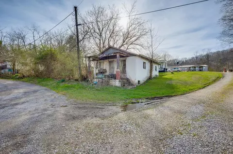 266 Carterton Pl, Lebanon, VA 24266