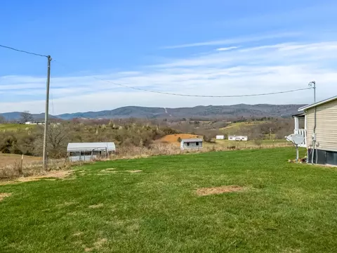 490 Bentwood Dr, Max Meadows, VA 24360 photo 23
