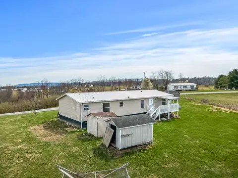 490 Bentwood Dr, Max Meadows, VA 24360 photo 16