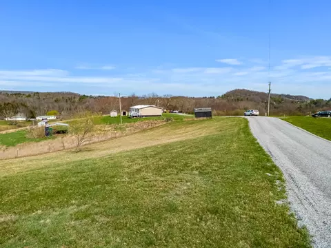 490 Bentwood Dr, Max Meadows, VA 24360 photo 26