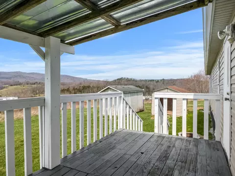 490 Bentwood Dr, Max Meadows, VA 24360 photo 6