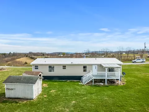 490 Bentwood Dr, Max Meadows, VA 24360 photo 17