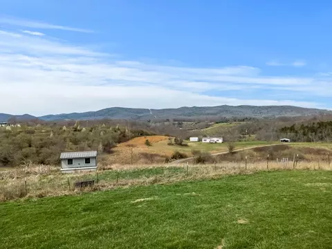 490 Bentwood Dr, Max Meadows, VA 24360 photo 57