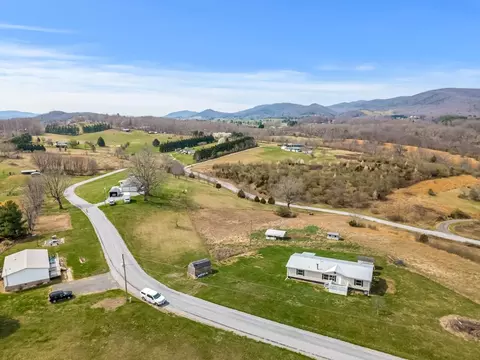 490 Bentwood Dr, Max Meadows, VA 24360 photo 33