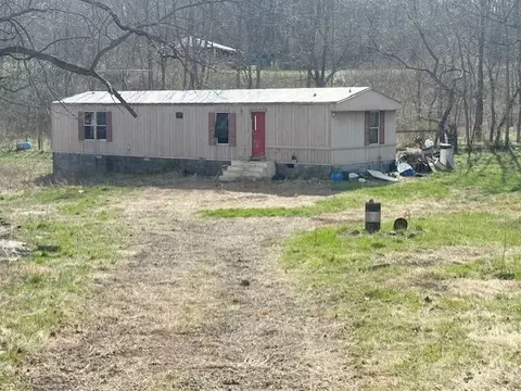 167 Hagers Spring Rd, Max Meadows, VA 24360 photo 3