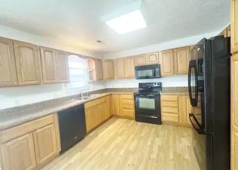 Kitchen - 413 Major Grahams Rd, Max Meadows, VA 24360 photo 2 of 2