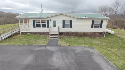 431 Bales Ln, Marion, VA 24354