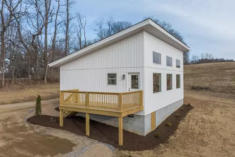 320 Grace Ln, Riner, VA 24149