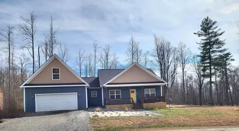 587 Seven Springs Pkwy, Fancy Gap, VA 24328