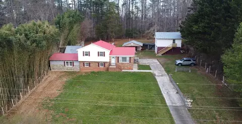 549 Ararat Hwy, Ararat, VA 24053