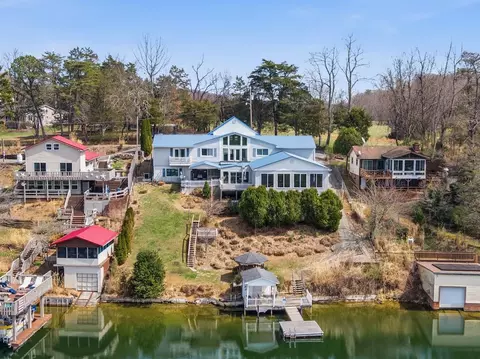 4983 Blue Sky Ln, Dublin, VA 24084