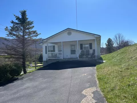 1799 Fincastle Tpke, Tazewell, VA 24651
