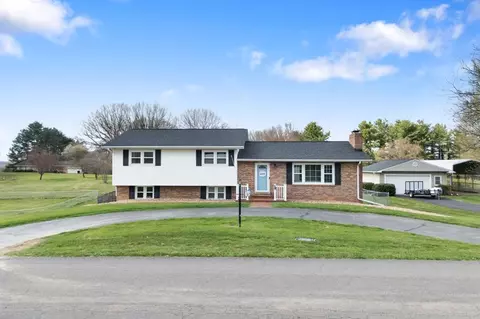 19763 Mccray Dr, Abingdon, VA 24211