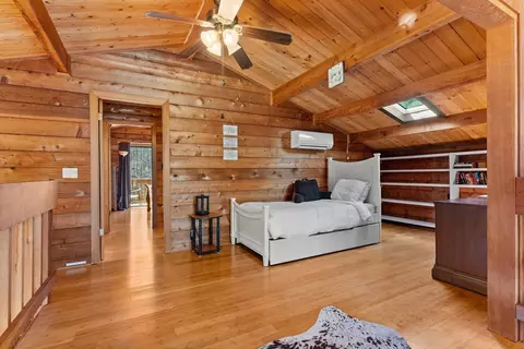 Bedroom - 58 Meadowview Trl, Fancy Gap, VA 24328 photo 3 of 7