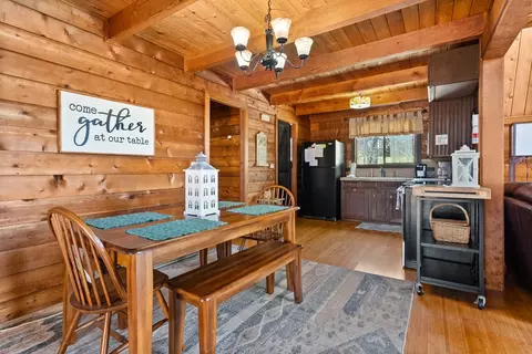 Dining - 58 Meadowview Trl, Fancy Gap, VA 24328 photo 2 of 4