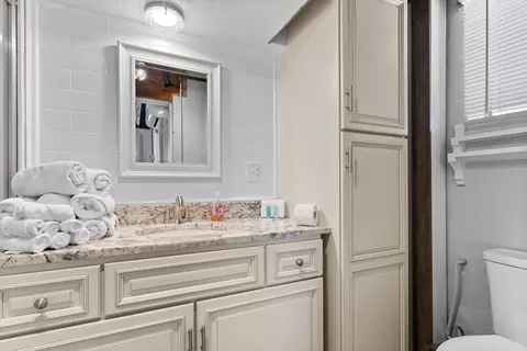 Bath - 58 Meadowview Trl, Fancy Gap, VA 24328 photo 4 of 5