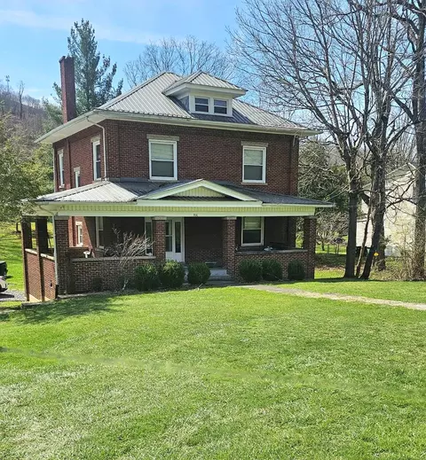 156 Claude Ln, Tazewell, VA 24651