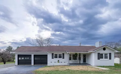 163 Pine City Rd, Galax, VA 24333