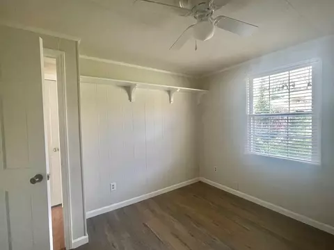 Bedroom - 143 Elm St, Pounding Mill, VA 24637 photo 2 of 3